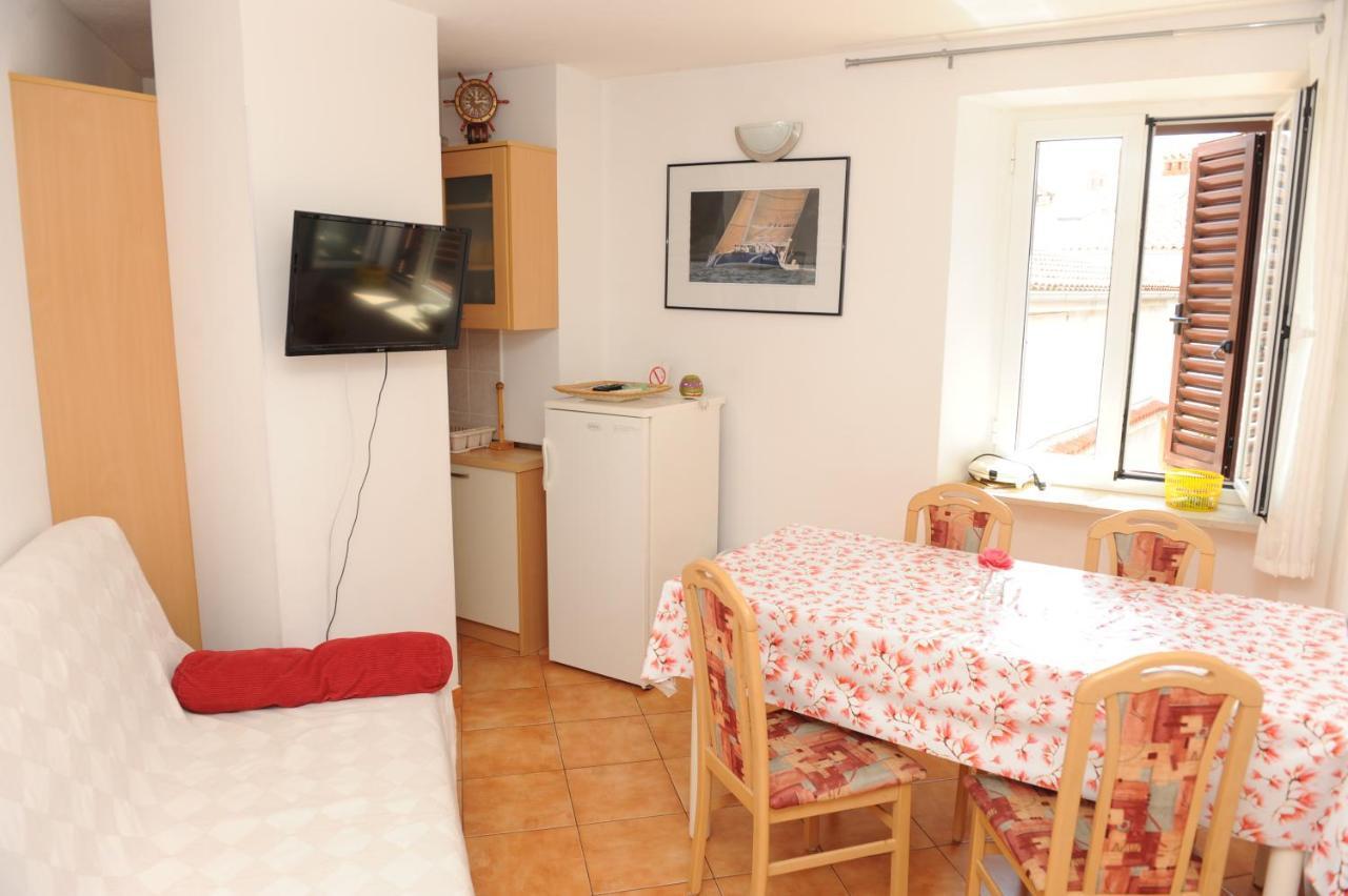Apartma Lavela Izola Eksteriør bilde
